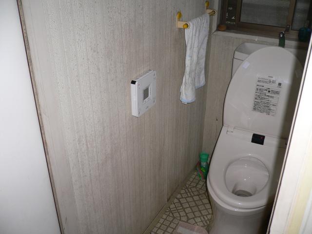 群馬館林　バリアフリー手すり設置前のトイレ